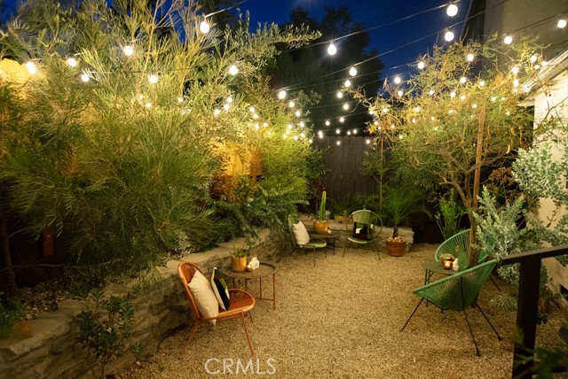 1217 Avenue 56, Highland Park CA: https://media.crmls.org/medias/d6f634b5-2c68-4060-af5f-631625e47b51.jpg