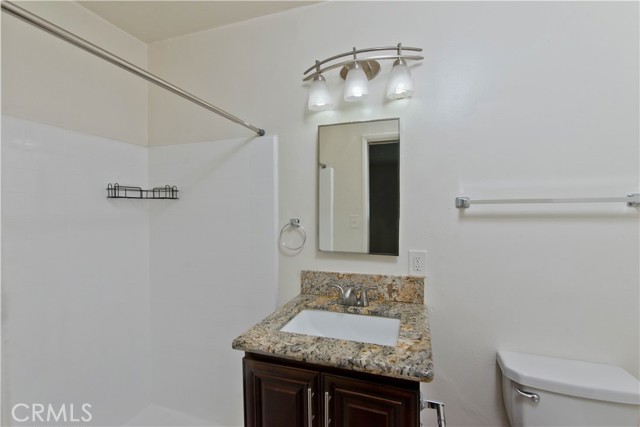 Detail Gallery Image 9 of 12 For 6023 Whitsett Ave #6,  North Hollywood,  CA 91606 - 2 Beds | 2 Baths