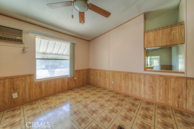 25680 Troy Lane, Menifee CA: https://media.crmls.org/medias/d6f6fb65-de3d-464b-af84-d8645776c53b.jpg