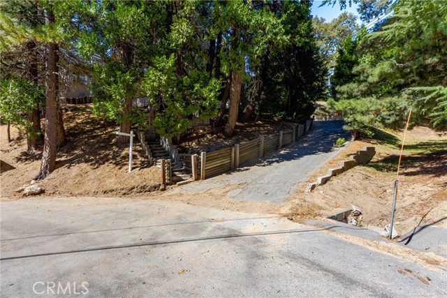 459 Delle, Crestline, CA 92325