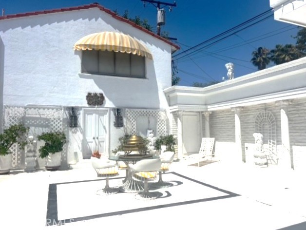730 Santiago Avenue, Long Beach CA: https://media.crmls.org/medias/d6f752c5-2e5e-492b-aa90-f31abaefa7d4.jpg