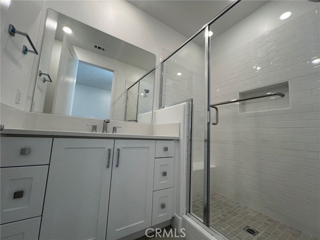 179 Sawbuck, Irvine CA: https://media.crmls.org/medias/d6f7dee6-b474-49c0-a89f-0213be60b4fa.jpg