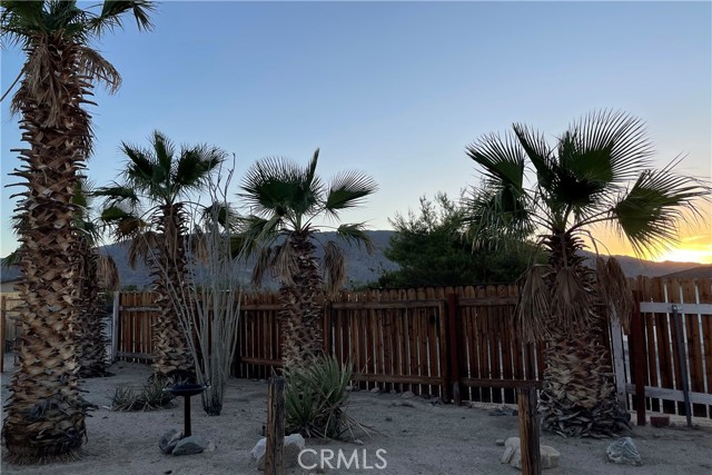 7405 Sherman Hoyt Avenue, 29 Palms, California 92277, 3 Bedrooms Bedrooms, ,2 BathroomsBathrooms,Single Family Residence,For Sale,Sherman Hoyt,JT24209448