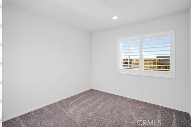 Detail Gallery Image 37 of 49 For 2434 Lugar Hermoso Ct, Rosamond,  CA 93560 - 4 Beds | 2/1 Baths