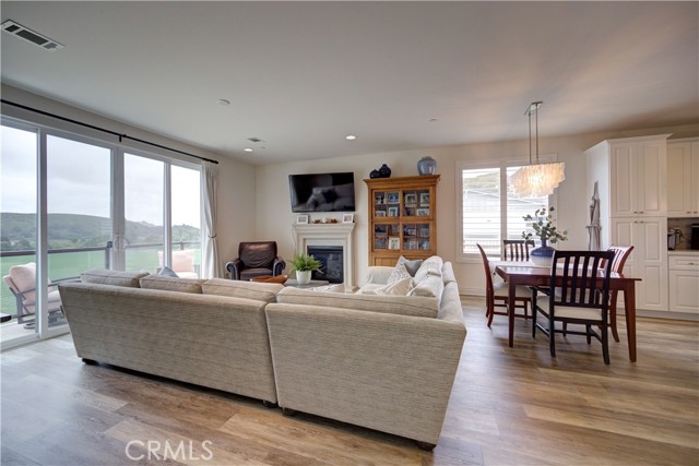 Detail Gallery Image 22 of 53 For 111 Ralph Beck Ln, Arroyo Grande,  CA 93420 - 3 Beds | 3/1 Baths