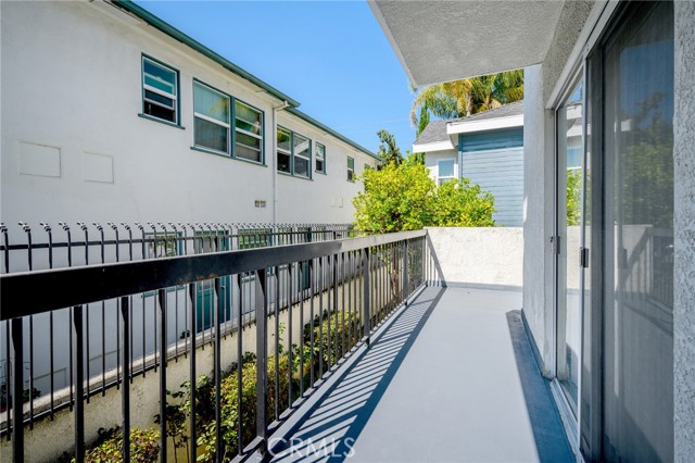 Detail Gallery Image 18 of 23 For 138 S Adams St #2,  Glendale,  CA 91205 - 2 Beds | 2 Baths