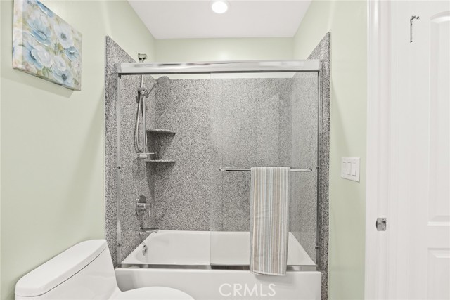 Detail Gallery Image 27 of 41 For 28 N 3rd St #B211,  Alhambra,  CA 91801 - 2 Beds | 2/1 Baths