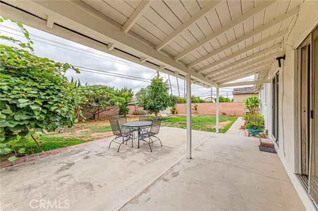 11511 Margie Lane, Garden Grove CA: https://media.crmls.org/medias/d6f925a9-ff4c-4fb2-9f22-a0a2a10bdc3f.jpg