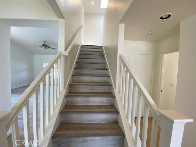 28562 Brige Water Lane, Menifee CA: https://media.crmls.org/medias/d6f9f208-3094-476e-a9a4-0f74dd386566.jpg