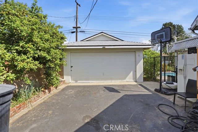 Image 14 of 31 For 138 Fernwood