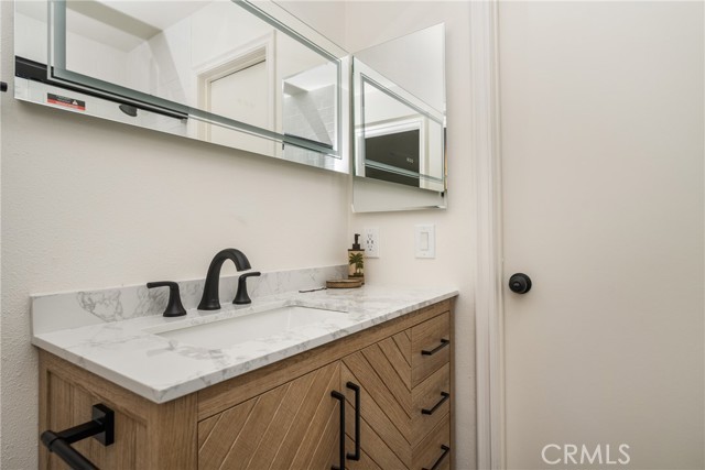 Detail Gallery Image 36 of 49 For 17162 Bluewater Ln, Huntington Beach,  CA 92649 - 2 Beds | 1 Baths