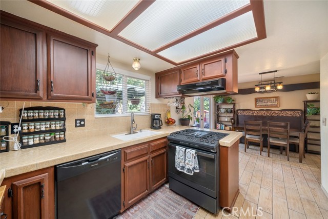 Detail Gallery Image 9 of 31 For 1480 Island Ct, Oceano,  CA 93445 - 3 Beds | 2 Baths