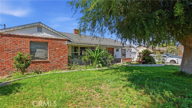 Detail Gallery Image 2 of 23 For 1106 Mar Les, Santa Ana,  CA 92706 - 3 Beds | 2/1 Baths
