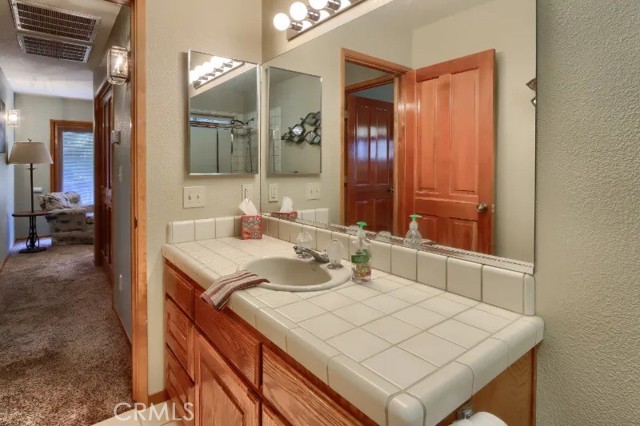 Detail Gallery Image 37 of 68 For 38830 Road 274, Bass Lake,  CA 93604 - 3 Beds | 3 Baths