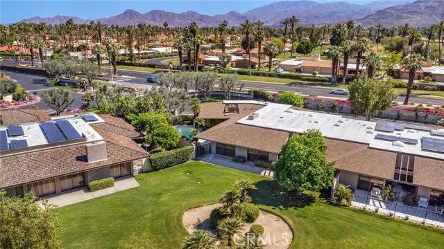 61 Cornell, Rancho Mirage CA: https://media.crmls.org/medias/d6fc1658-9eef-477e-93ef-f14c326bf4e8.jpg