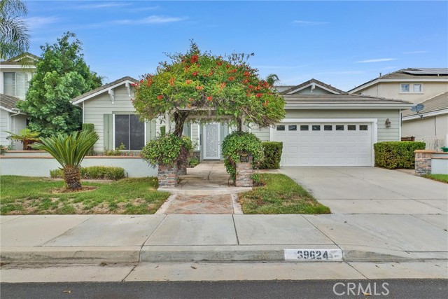 39624 Tamarisk, Murrieta CA: https://media.crmls.org/medias/d6fde673-a972-4fe9-9569-134f72738b26.jpg