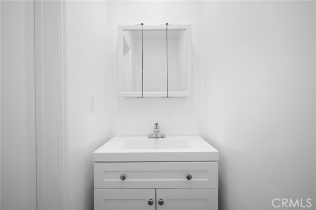 2930 Mayfrield Avenue, La Crescenta CA: https://media.crmls.org/medias/d6fe864c-8750-4cee-ae46-987fbdbd0b2b.jpg