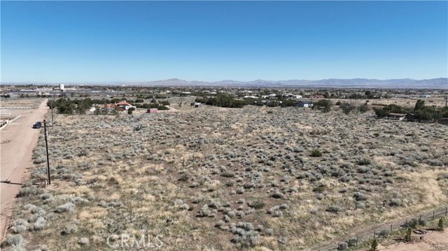 44 Christina Road, Hesperia CA: https://media.crmls.org/medias/d6ff89e3-62cc-4ed0-a8fb-960c378e7e39.jpg