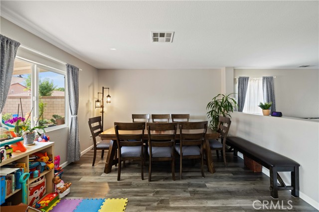 Detail Gallery Image 9 of 35 For 45064 18th St E St, Lancaster,  CA 93535 - 4 Beds | 3 Baths