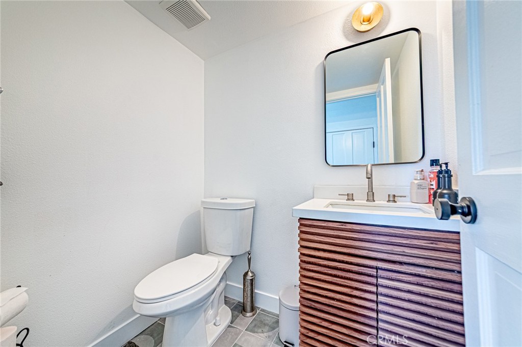 D701c24c D1de 4e8e 9e40 63cf469732d3