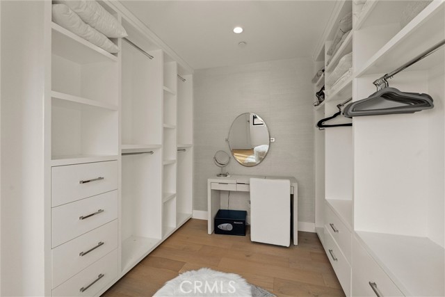 Detail Gallery Image 11 of 17 For 2200 the Strand #B,  Manhattan Beach,  CA 90266 - 3 Beds | 2 Baths