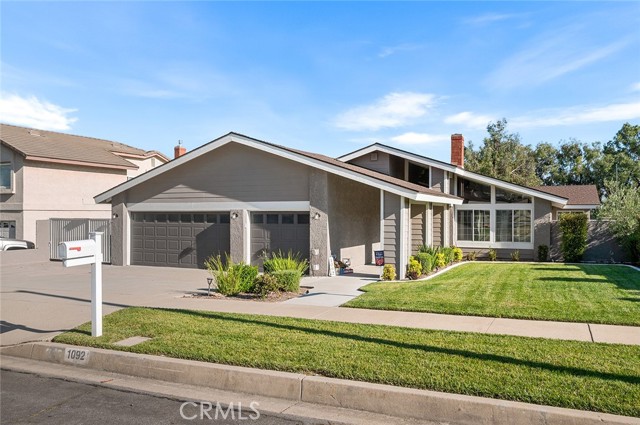 1092 Deborah Street, Upland CA: https://media.crmls.org/medias/d7028267-0b3d-44c6-bc98-867af394b257.jpg