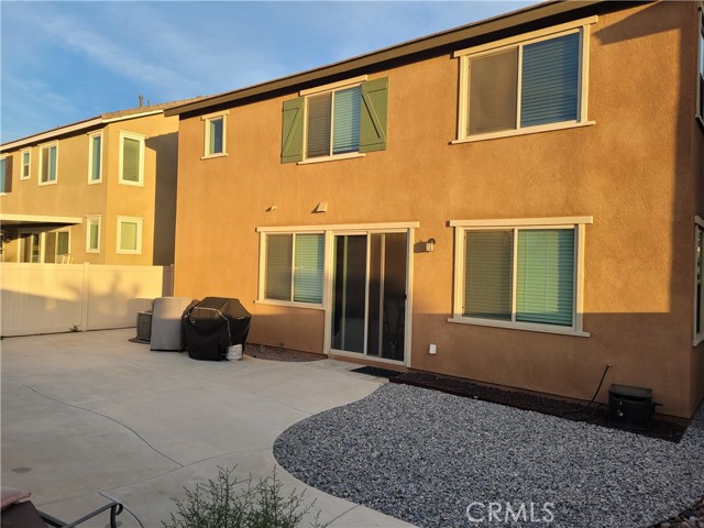 Detail Gallery Image 7 of 21 For 1410 Marble, Beaumont,  CA 92223 - 3 Beds | 2/1 Baths