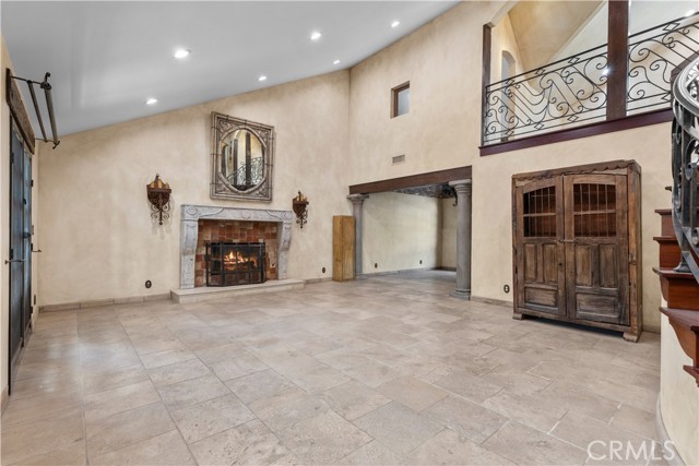 19613 Hiawatha Street, Chatsworth CA: https://media.crmls.org/medias/d7041e33-21bf-4fd9-b2c4-bf75431933f4.jpg