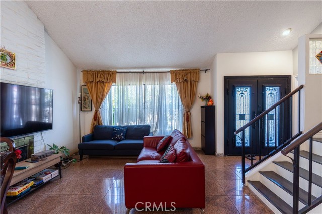 1100 S ETHEL Avenue, Alhambra CA: https://media.crmls.org/medias/d70507f0-0391-4bb7-bc16-c3ae0d5c300c.jpg