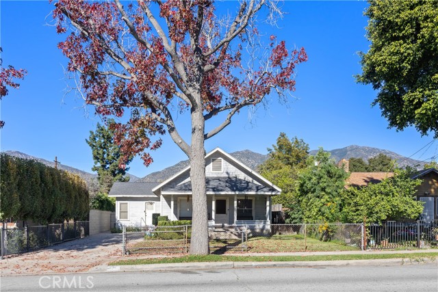 Detail Gallery Image 4 of 38 For 421 W Colorado Bld, Monrovia,  CA 91016 - 3 Beds | 2 Baths