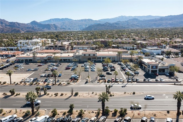 Detail Gallery Image 6 of 29 For 44655 Las Flores Ln, Palm Desert,  CA 92260 - 2 Beds | 1 Baths