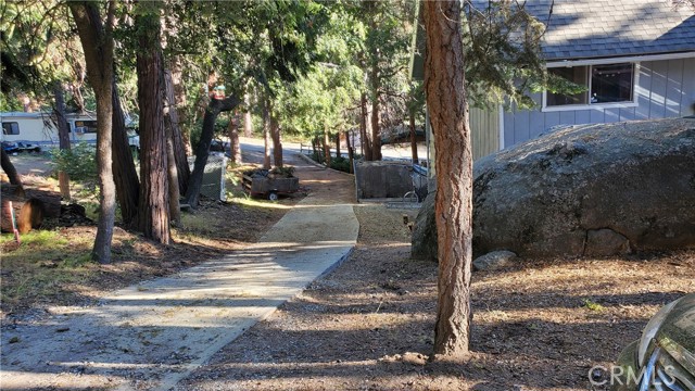 Detail Gallery Image 15 of 24 For 25335 Acorn Ln, Idyllwild,  CA 92549 - 2 Beds | 2 Baths