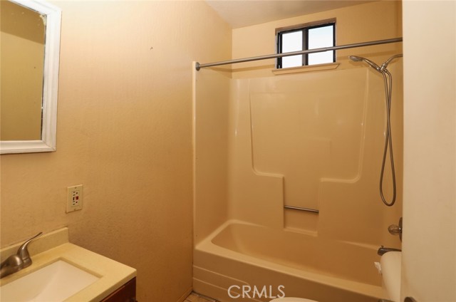 Detail Gallery Image 18 of 31 For 3420 Harrison, Clearlake,  CA 95422 - 2 Beds | 1 Baths