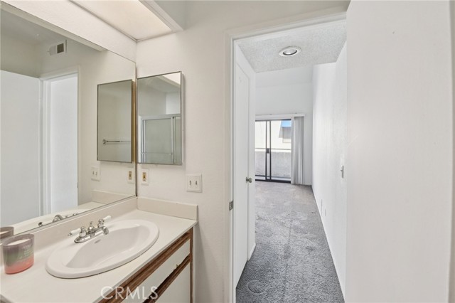 Detail Gallery Image 19 of 38 For 602 Park Shadow Ct, Baldwin Park,  CA 91706 - 3 Beds | 2/1 Baths