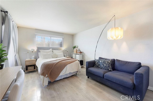 2501 Temple, 116 photo 10