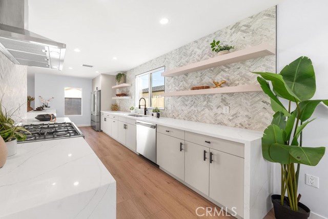 Detail Gallery Image 19 of 53 For 5700 Vista Del Monte, Sherman Oaks,  CA 91411 - 3 Beds | 2 Baths