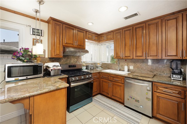 Detail Gallery Image 12 of 35 For 8444 Albia, Downey,  CA 90242 - 3 Beds | 1 Baths