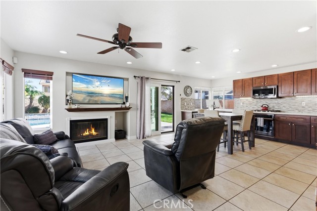 Image 7 of 33 For 2145 Cloverleaf Circle