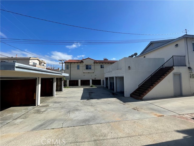Detail Gallery Image 6 of 9 For 2607 Curtis Ave #C,  Redondo Beach,  CA 90278 - 2 Beds | 1 Baths