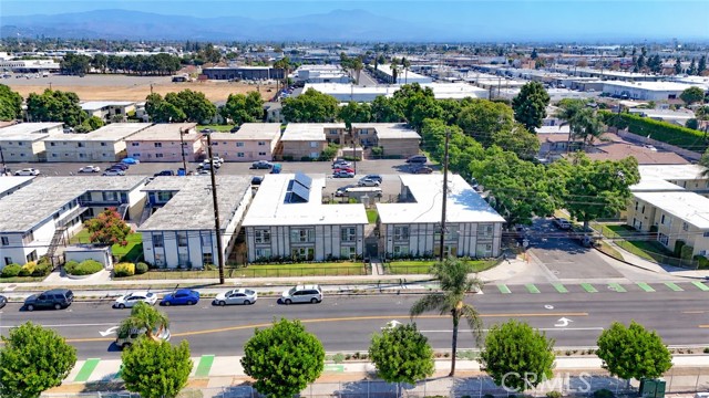 1433 S Standard AVE