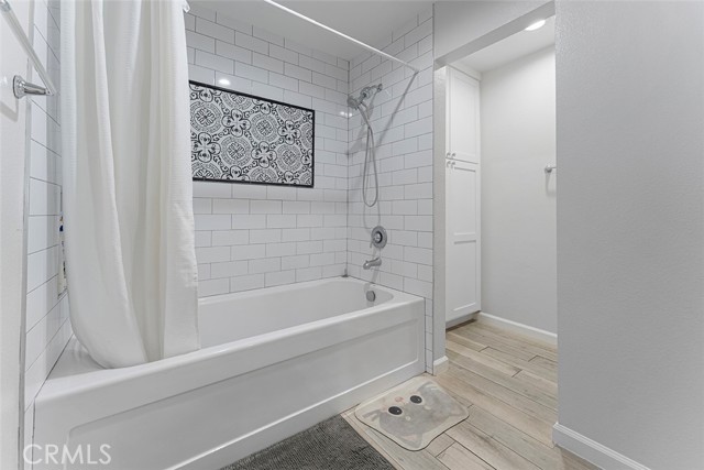 Image 14 of 25 For 3862 Ravenswood Drive