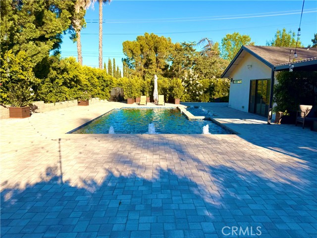 20301 Reaza Place, Woodland Hills CA: https://media.crmls.org/medias/d70c612f-dba4-4e5f-bf61-cd2ef4bdaca7.jpg