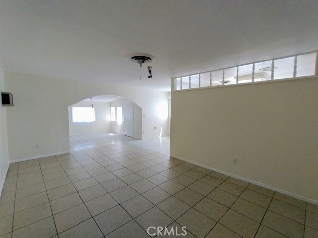 13410 Berg Street, Sylmar CA: https://media.crmls.org/medias/d70cad23-622b-4011-96b0-43da55ca8e06.jpg