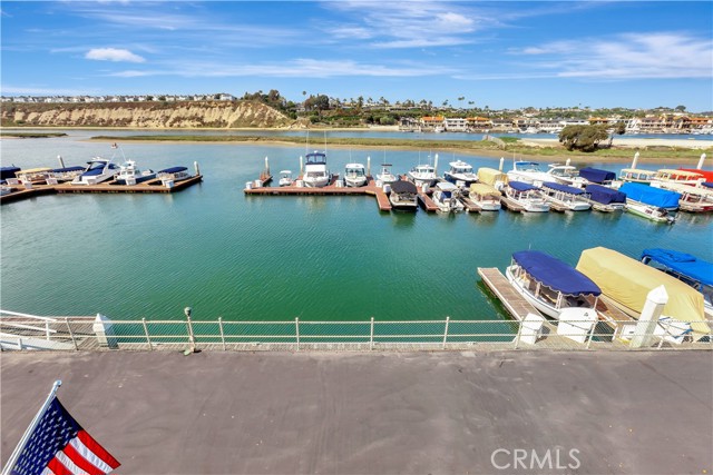 Detail Gallery Image 6 of 53 For 40 Saratoga, Newport Beach,  CA 92660 - 3 Beds | 2/1 Baths