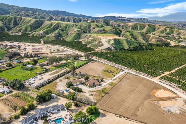 Detail Gallery Image 4 of 52 For 28450 Live Oak Canyon Rd, Redlands,  CA 92373 - 4 Beds | 2/1 Baths