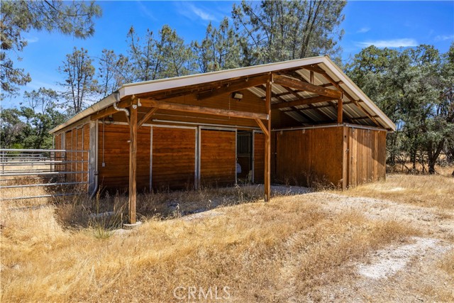 7235 Highland Springs Road, Lakeport CA: https://media.crmls.org/medias/d70de99d-a752-4819-9992-f96712dc7a1f.jpg