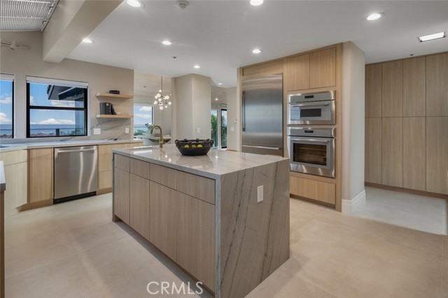 25102 Alicia Drive, Dana Point CA: https://media.crmls.org/medias/d70e48d0-d74e-46db-874a-9ddf17ff9152.jpg