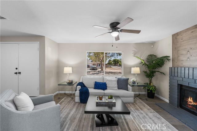 45119 Watford Avenue, Lancaster CA: https://media.crmls.org/medias/d70ead0b-87aa-44ee-a6bf-3f2d7455d26d.jpg