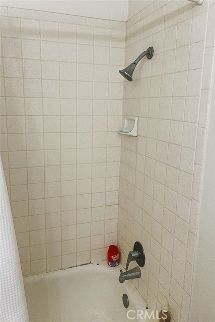 Detail Gallery Image 12 of 21 For 11256 Essex, Pomona,  CA 91766 - 3 Beds | 1/1 Baths