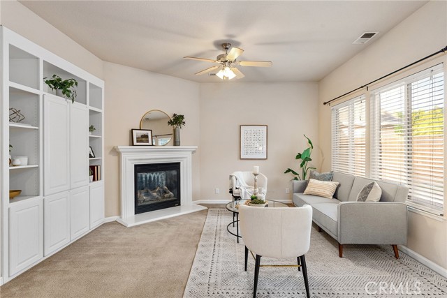 Detail Gallery Image 3 of 44 For 315 Weymouth Way, Chico,  CA 95973 - 4 Beds | 2/1 Baths